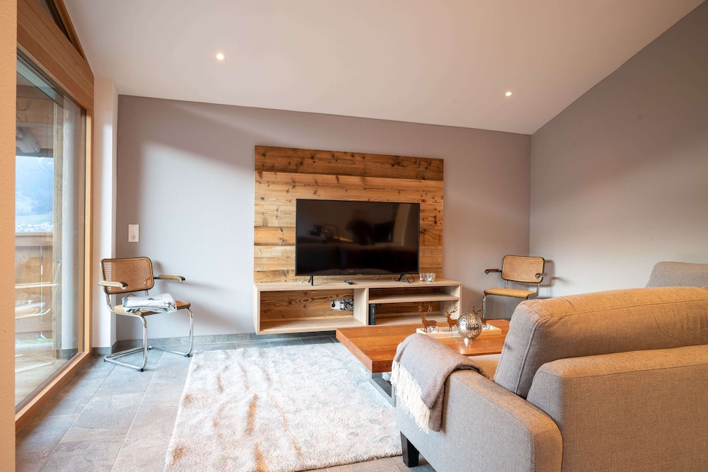 Deluxe Chalet photo 1