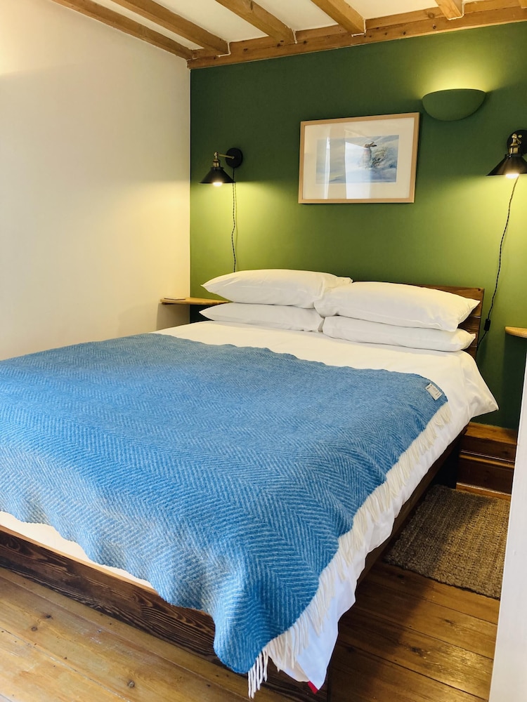 Double Room, Ensuite (with Shower) photo 3