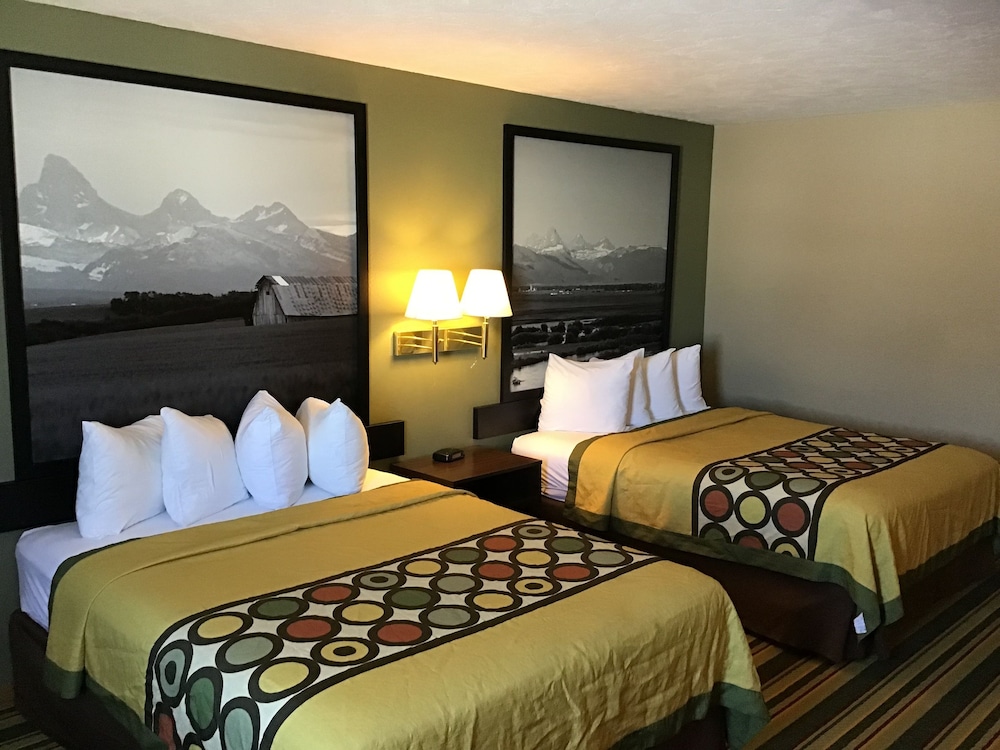 Room, 2 Queen Beds, Smoking photo 3