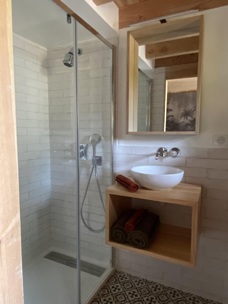 Comfort Triple Room, Private Bathroom, Garden View (VillaCanau ch 787) photo 3