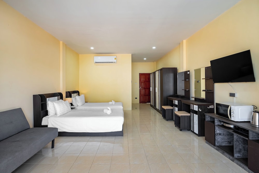 Deluxe Double or Twin Room, Balcony