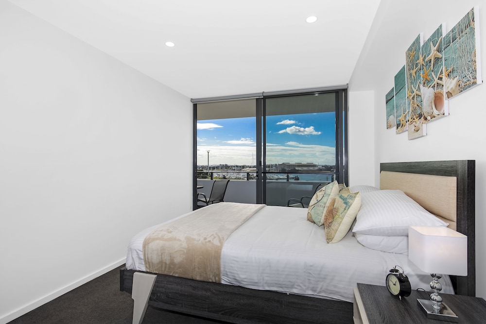 Two Bedroom with Harbour View photo 1