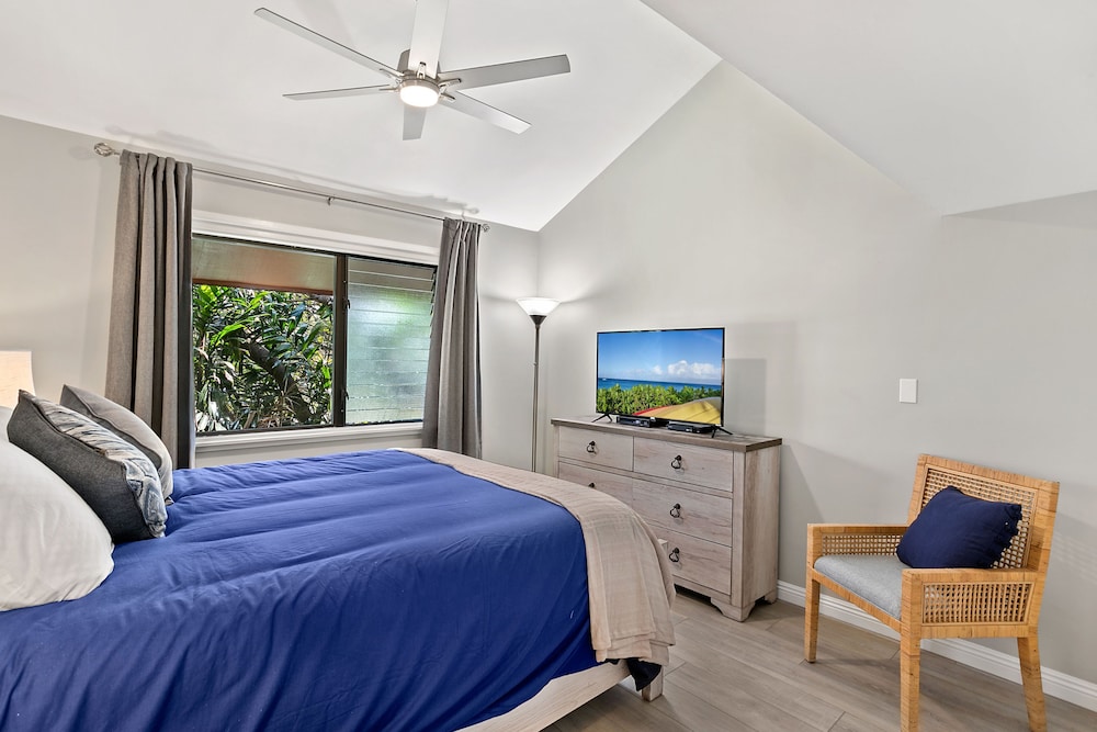 Condo (2 Bedrooms) photo 2