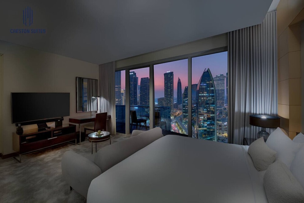 Design Studio, 1 King Bed