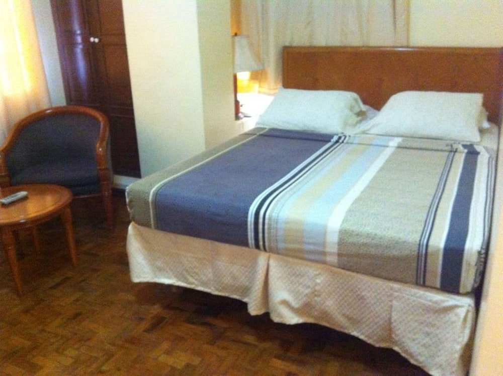 Standard Room photo 2