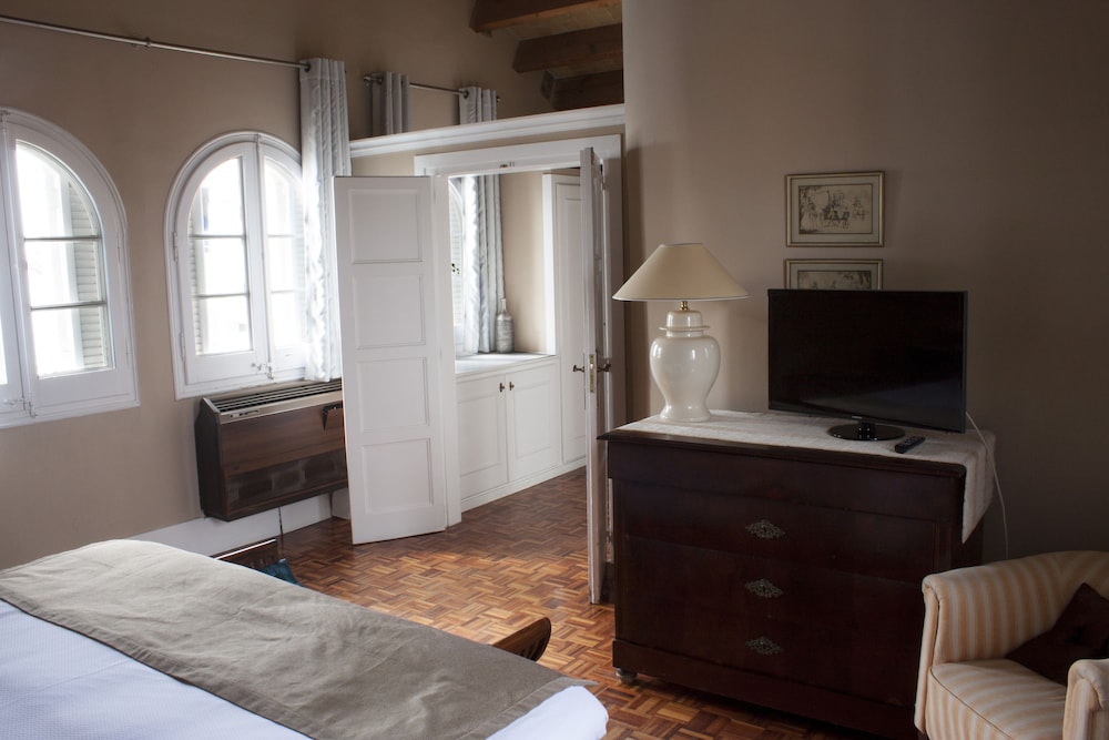 Suite, 1 King Bed, Balcony, Ocean View - Photo 4