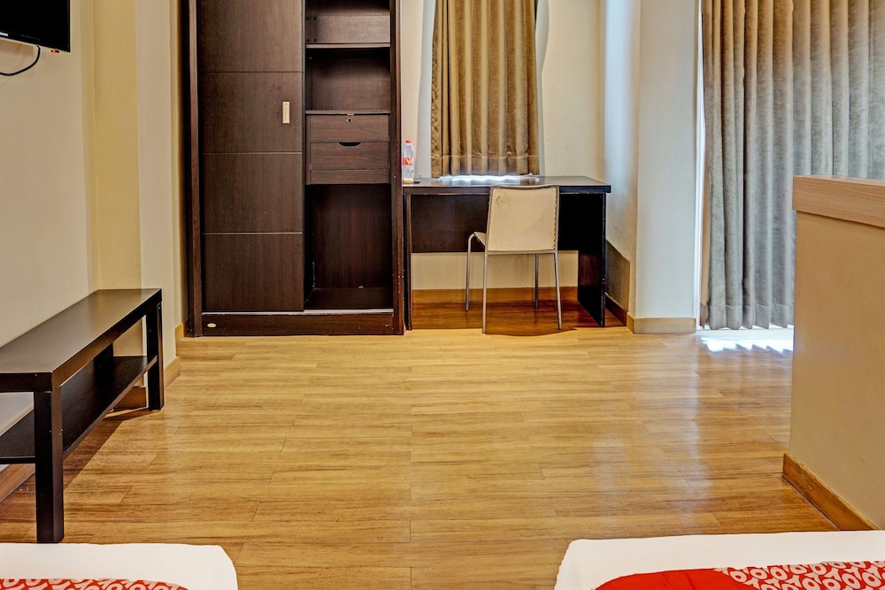 Deluxe Twin Room photo 2
