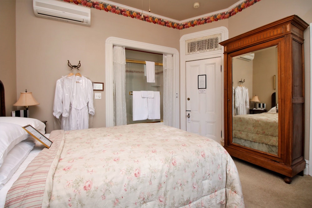 Tuolumne Room photo 1