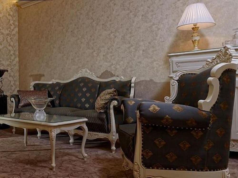 Presidential Suite photo 3