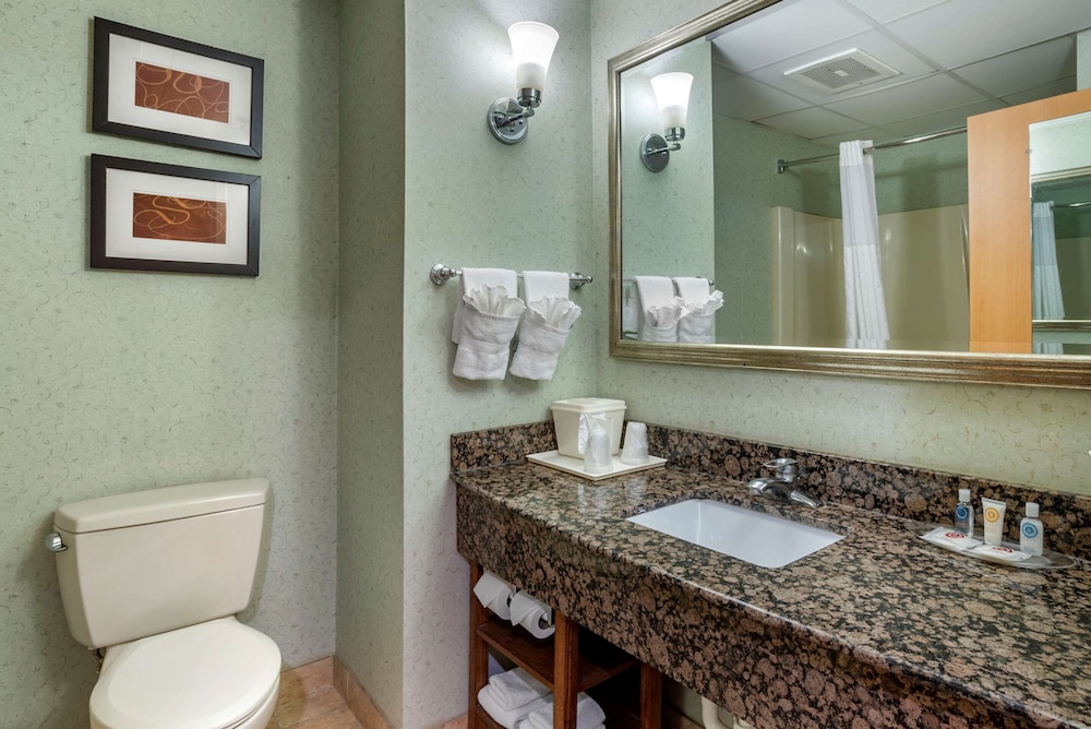 Suite, 2 Queen Beds, Non Smoking (No Pets) - Photo 4