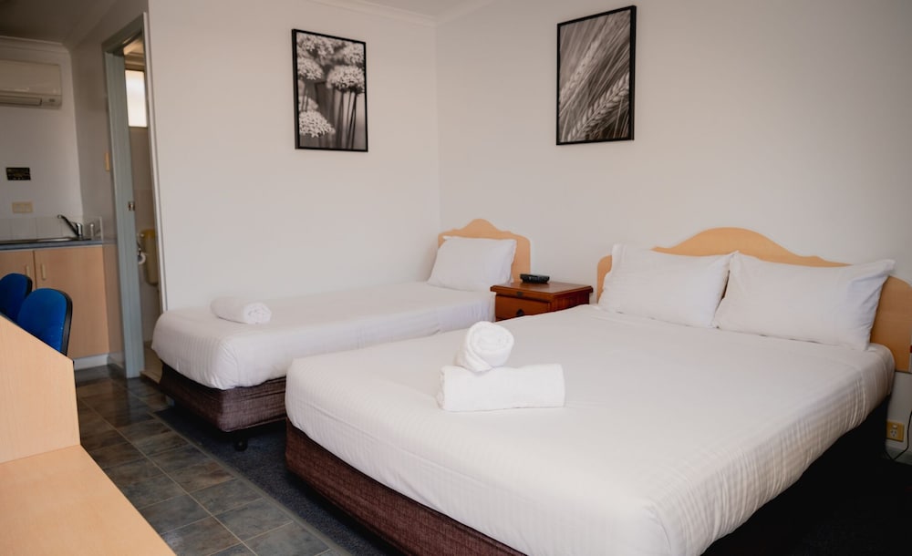 Standard Room photo 1