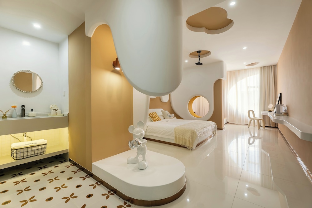 Basic Double Room, Courtyard View