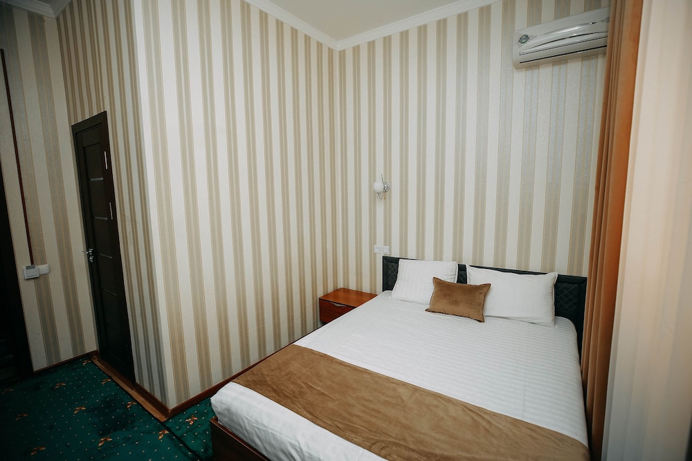 Economy Double Room photo 1
