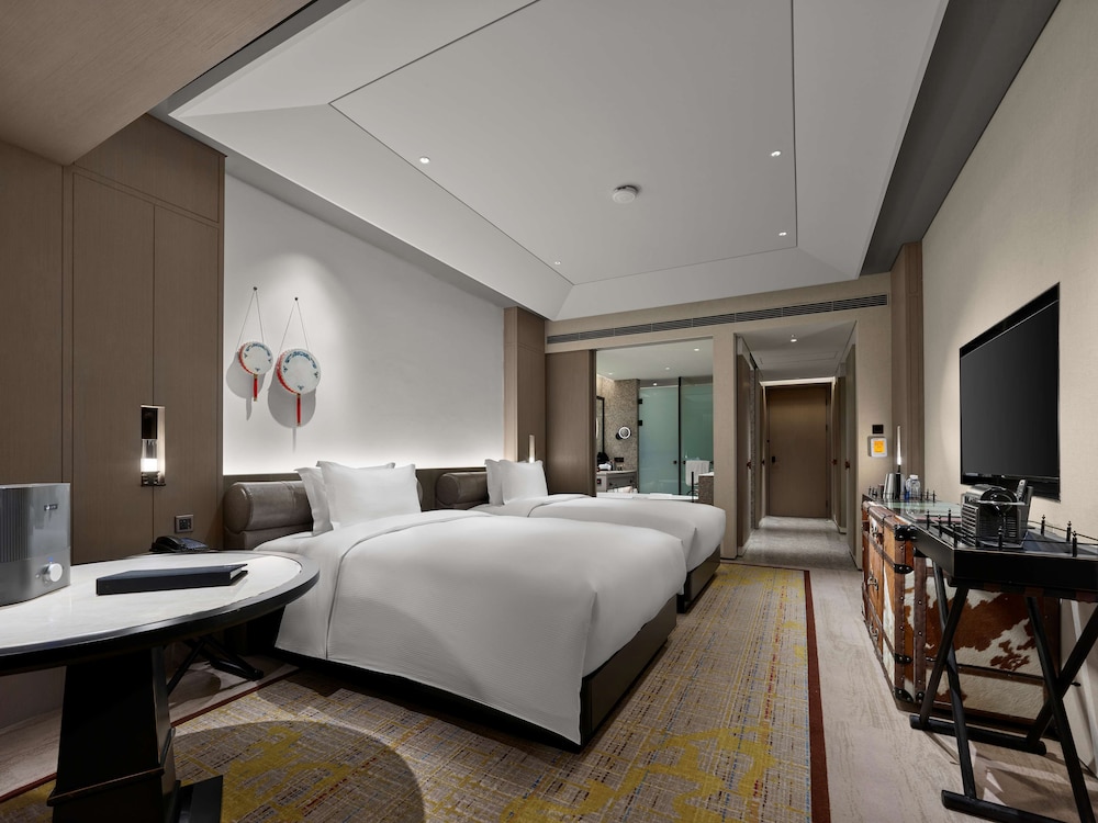 Executive Room, 2 Twin Beds, Balcony photo 2
