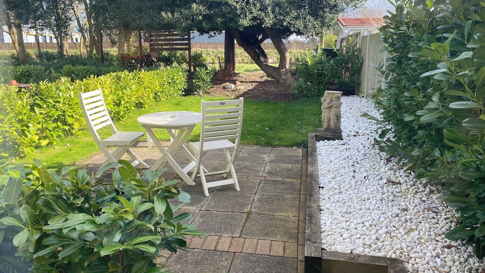 Suite, Garden View - Photo 5