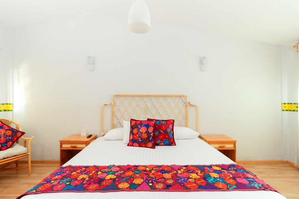 Comfort Room, 1 King Bed photo 2