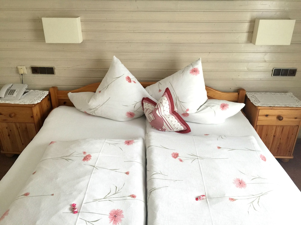 Triple Room, 1 Double Bed with Sofa bed, Balcony photo 1