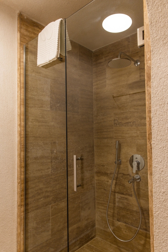 Classic Room - Photo 6