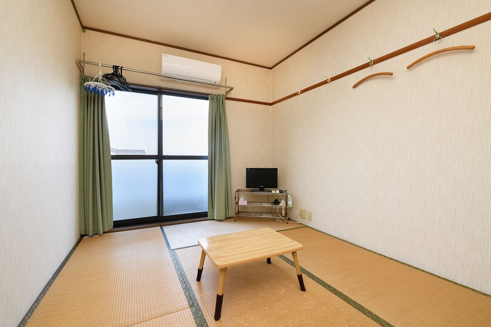 Japanese Room Compact up to 2 guests, Smoking photo 3