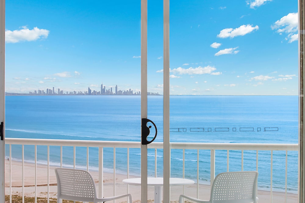 Executive Apartment, 2 Bedrooms, Non Smoking, Ocean View photo 3