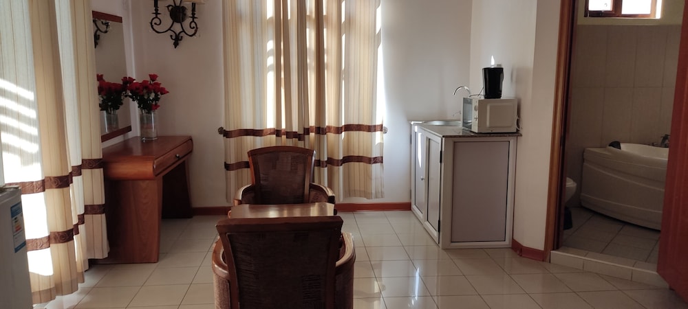 Deluxe Room - Photo 2