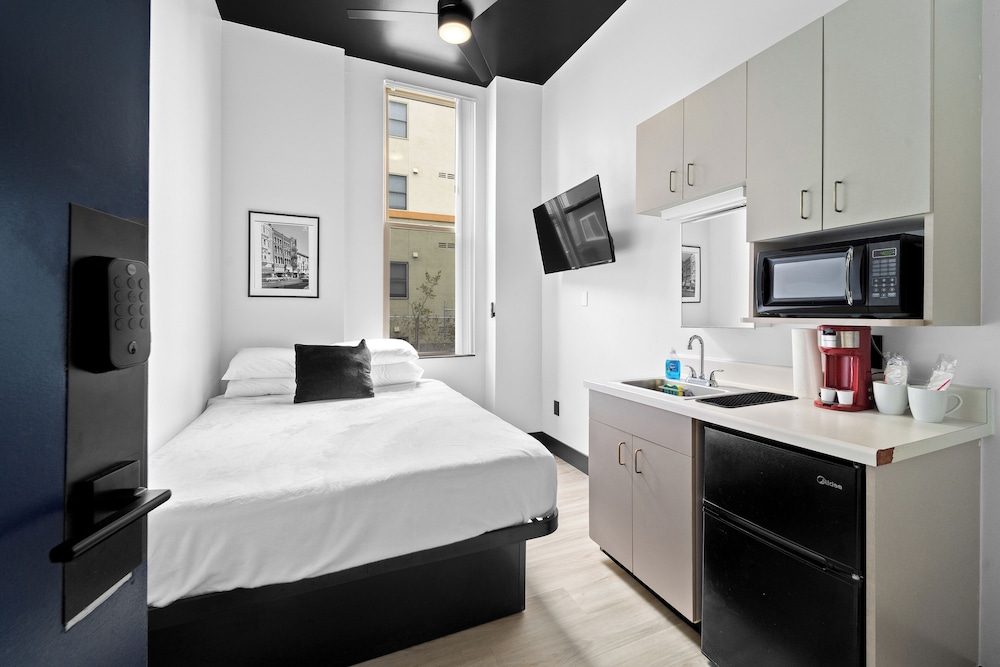 Queen Room with Shared Bathroom