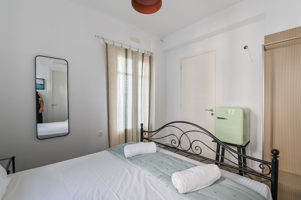 Apartment, 3 Bedrooms, Balcony, Sea View photo 2