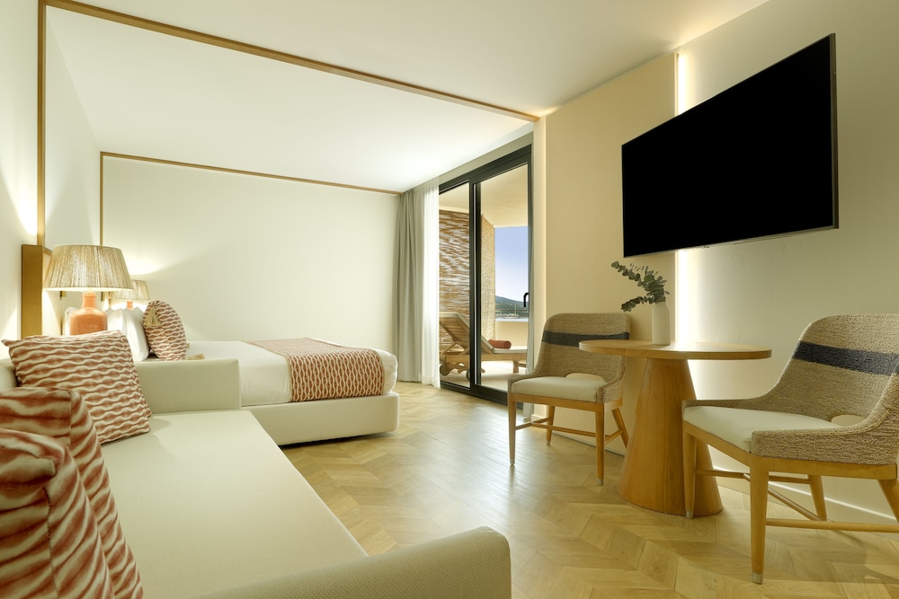 Suite, Sea View