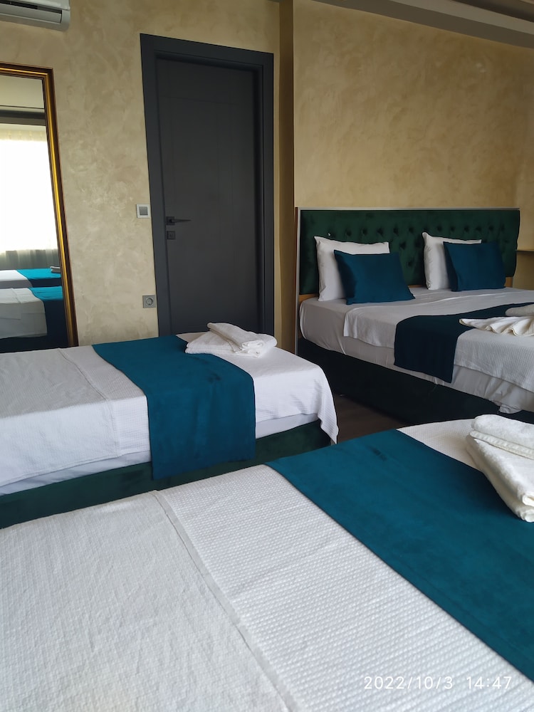Comfort Quadruple Room photo 3