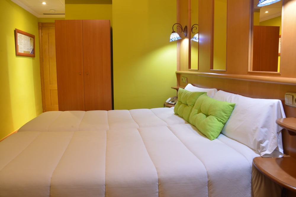 Habitación Doble o con Dos Camas