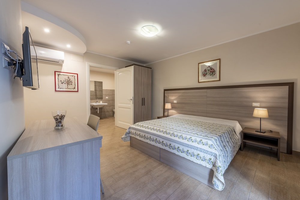 Hotel Flora, Zdjęcie 5