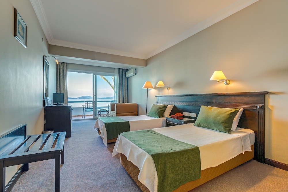 Double or Twin Room, Sea View