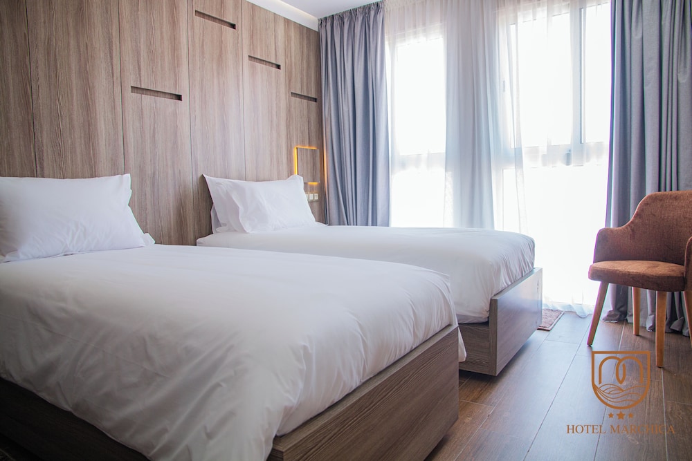 Standard Twin Room, 2 Twin Beds - Photo 5
