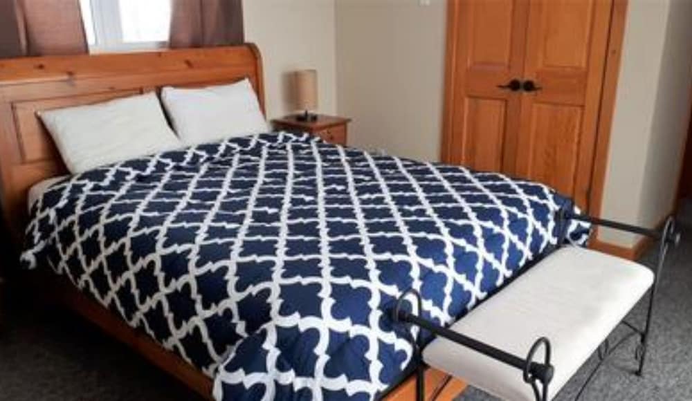 Executive Chalet, 6 Bedrooms, Hot Tub photo 1