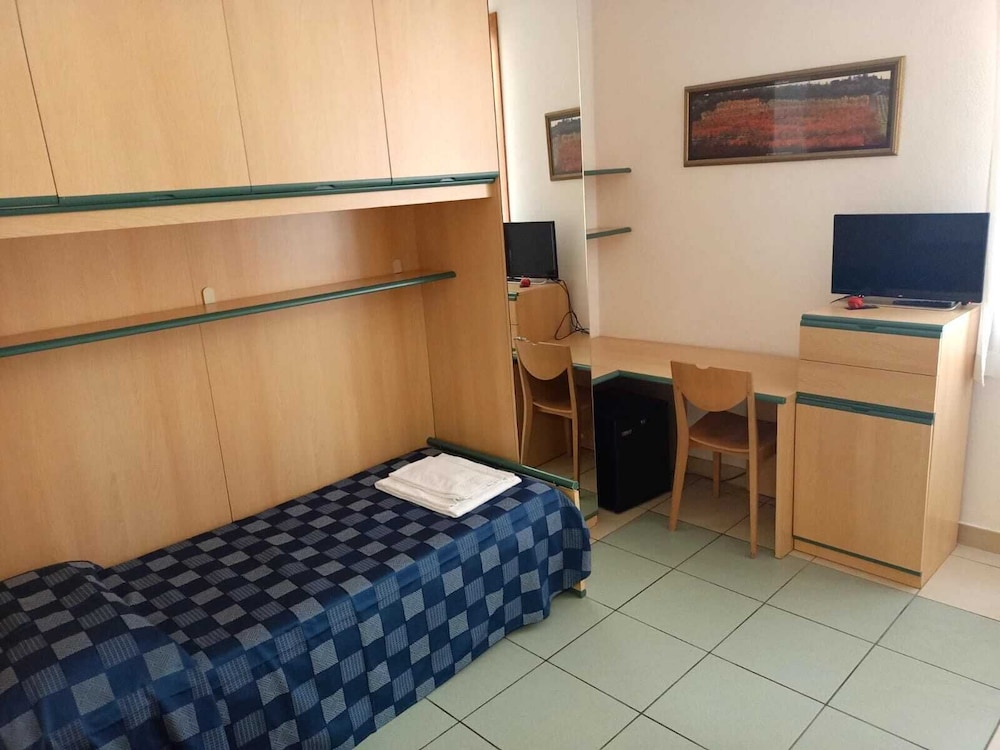 Economy Single Room photo 1
