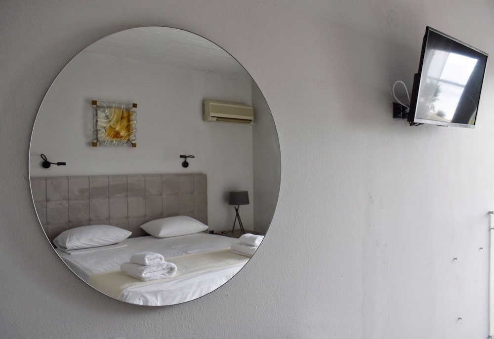 Superior Double / Twin Room with Seaview photo 3