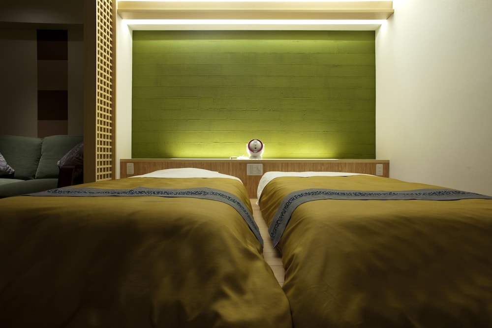 Executive Twin Room, Accessible, Non Smoking photo 2