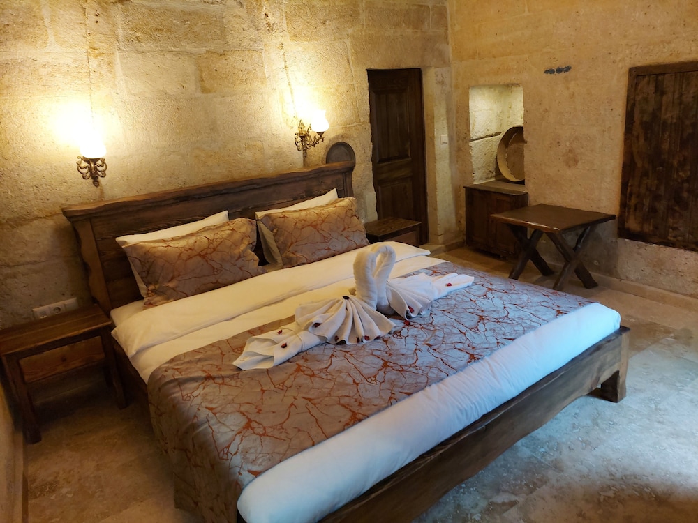 Standard Double Room - Photo 2