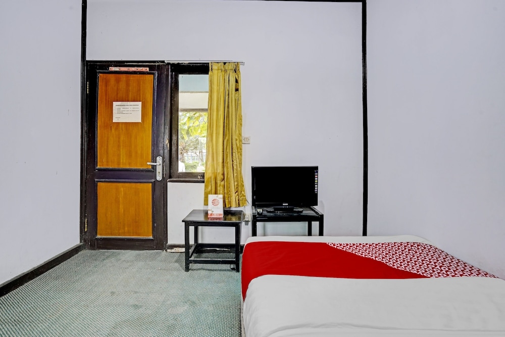 Basic Single Room photo 3