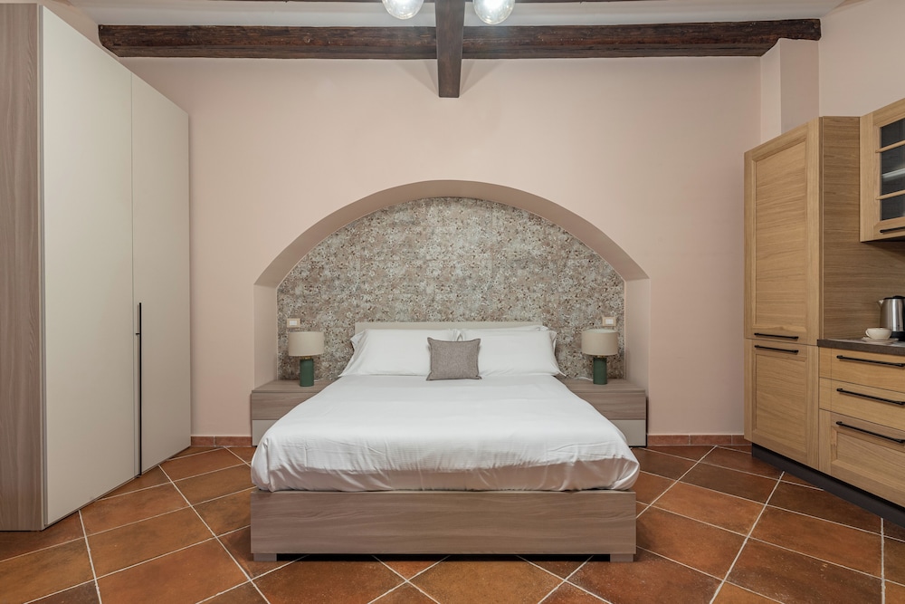 Classic Apartment, 1 Double Bed with Sofa bed, Balcony