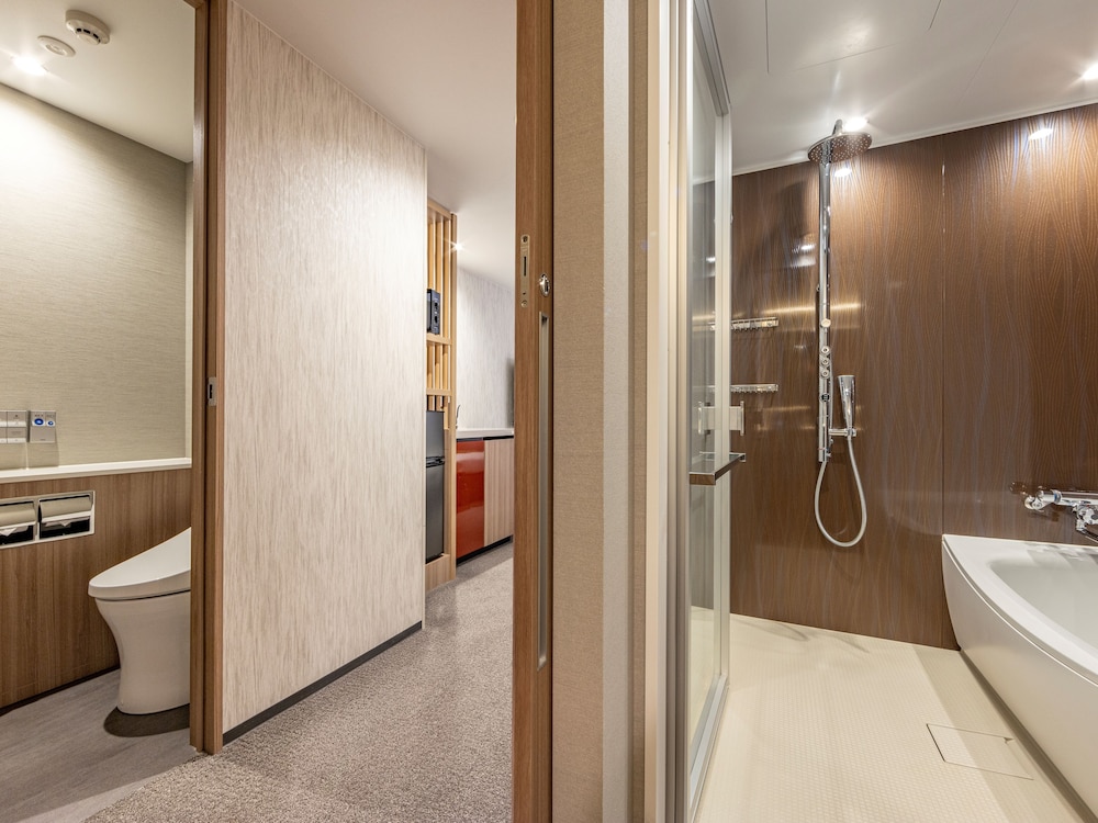 Deluxe Twin Room, Single Use - Photo 29