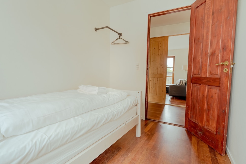 Apartment photo 3