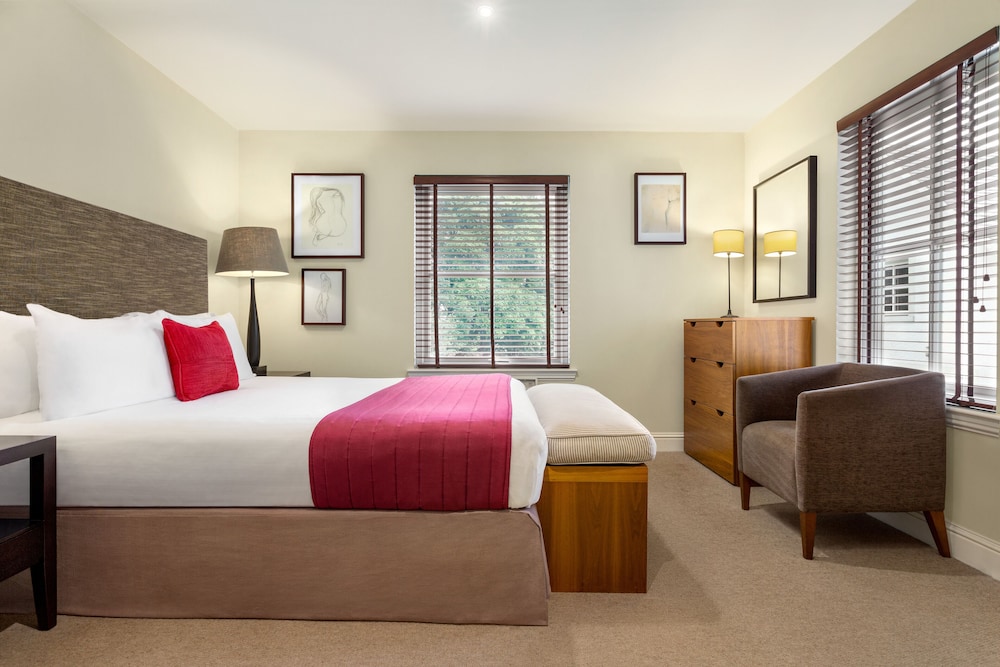Three Bedroom Lodge - Photo 3