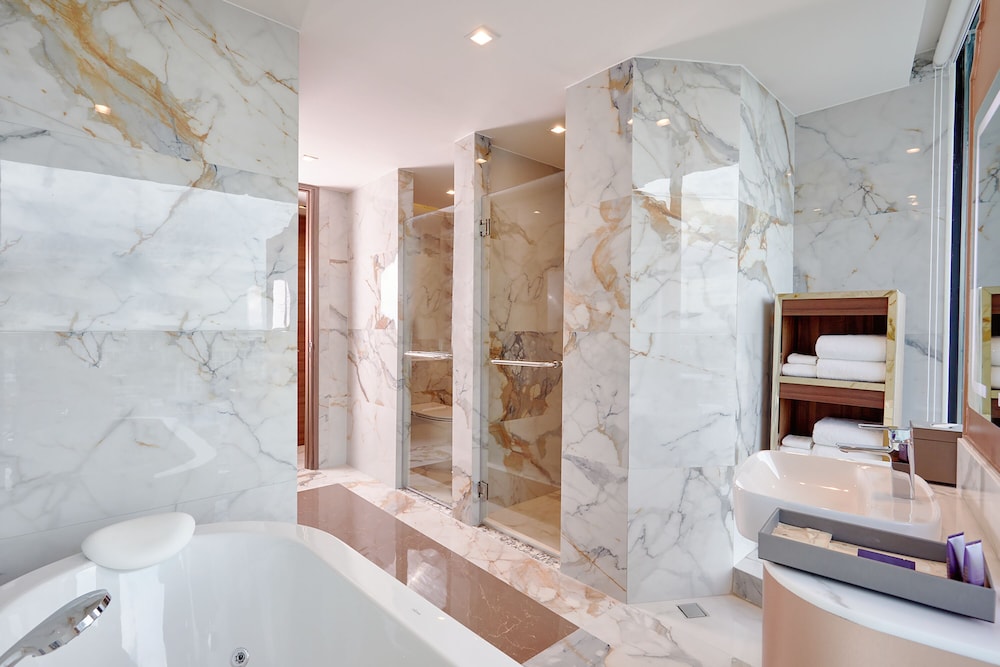 Valia Suite Club Lounge Access Valia Suite Club Lounge Access