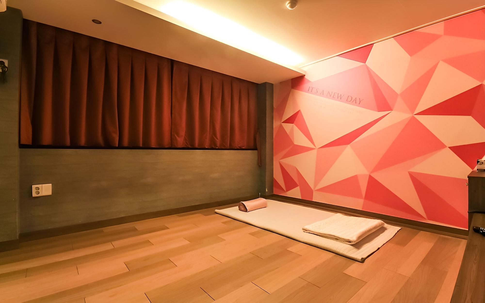 Room (Ondol (Ondol and bed / Ondol + bed)) - Photo 1