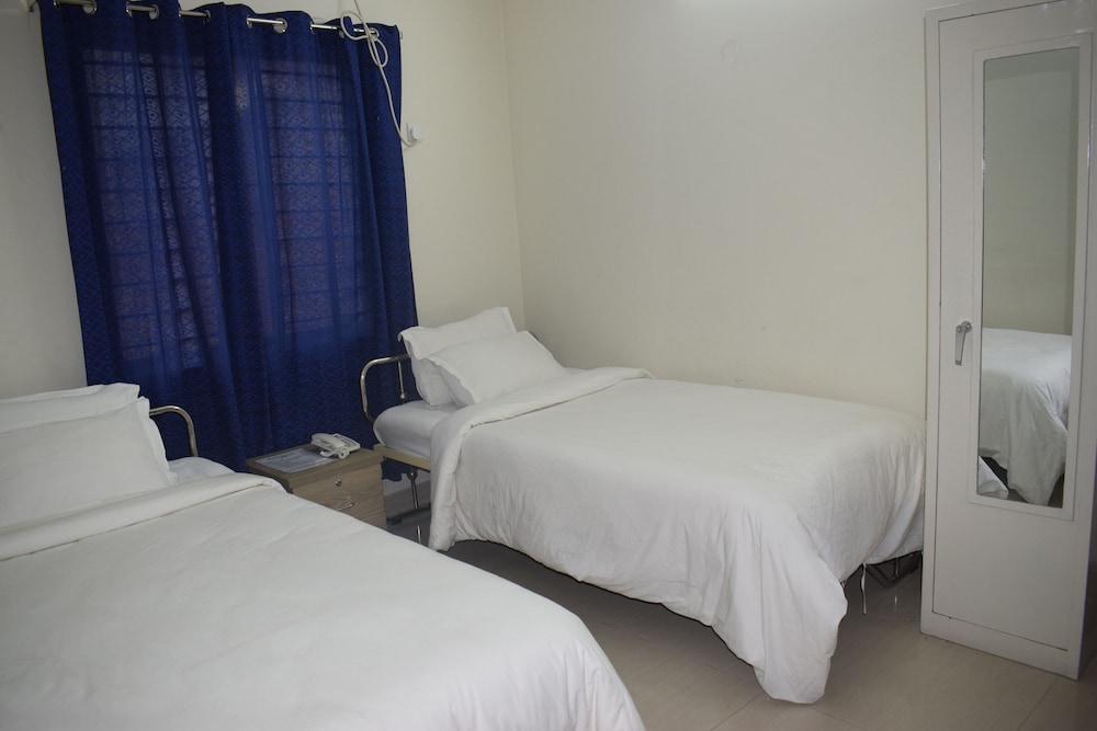 Economy Twin Room