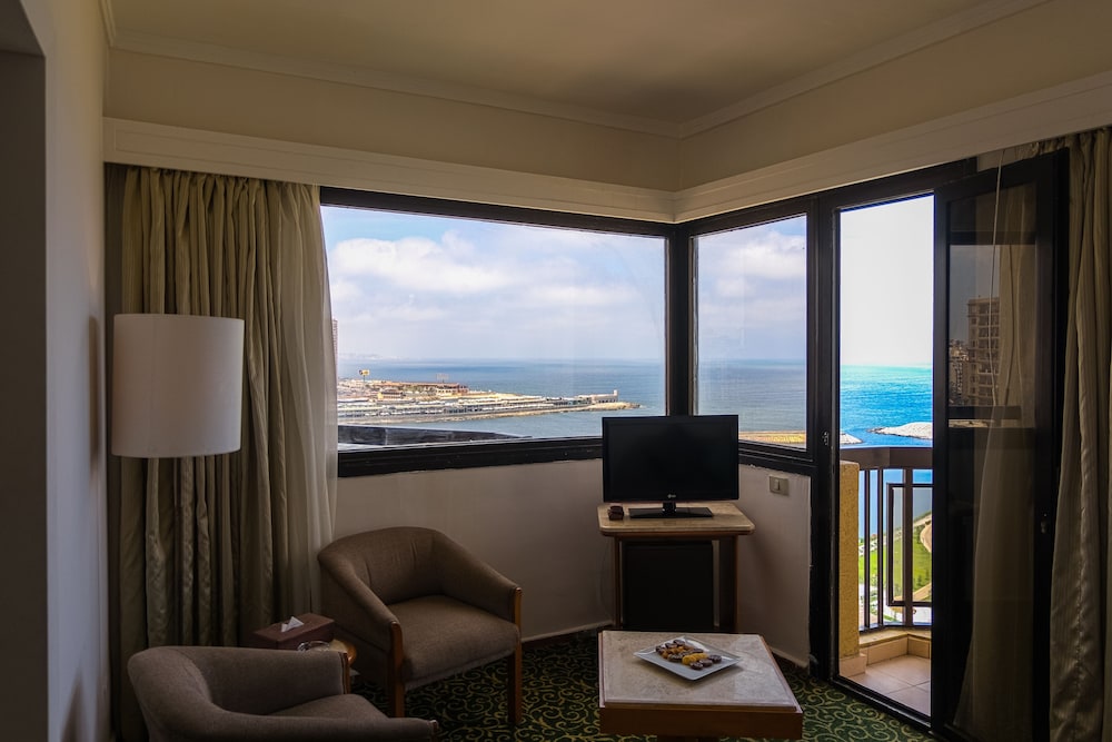 Deluxe Suite, Sea View photo 3