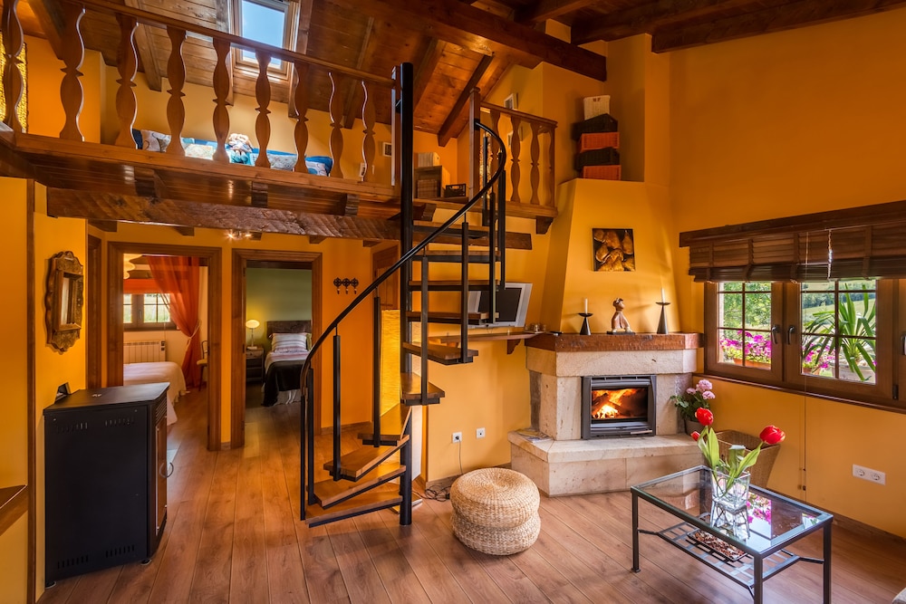 House, 2 Bedrooms