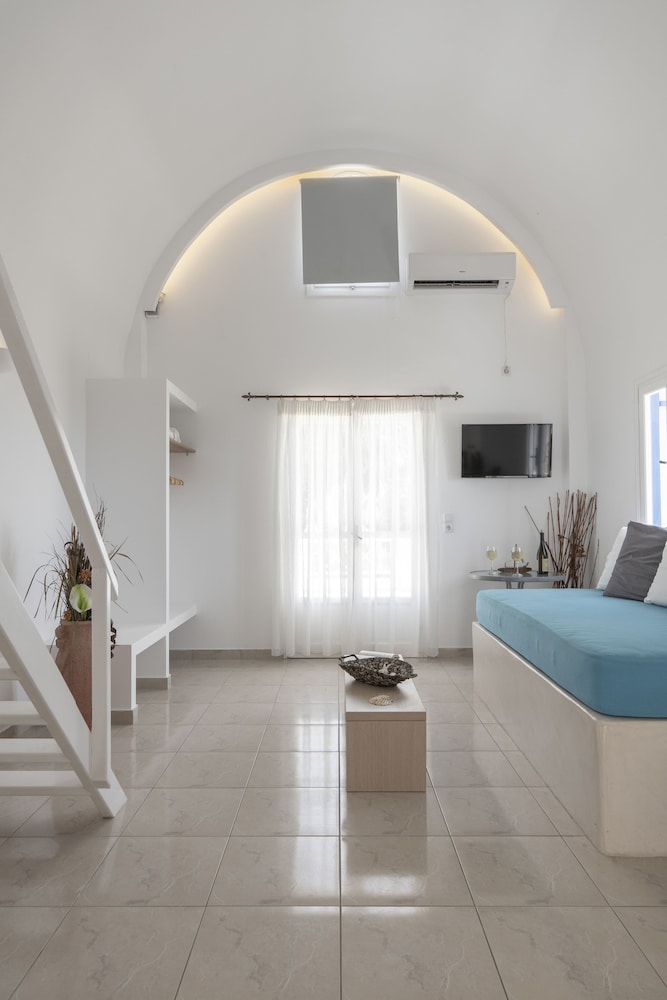 Honeymoon Villa, Jetted Tub, Sea View - Photo 7