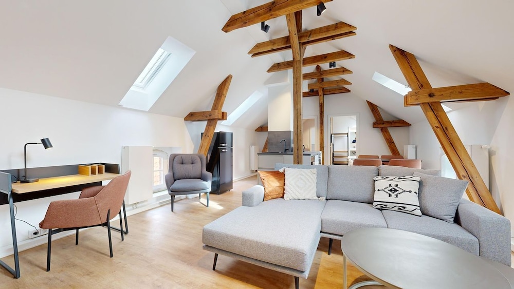 Luxury Apartment, 2 Bedrooms, Non Smoking, Executive Level photo 3